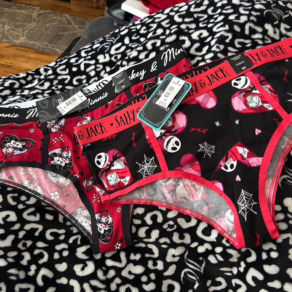 Disney Women’s Minnie & Nightmare Before Chrismas Themed Cheeky Panties